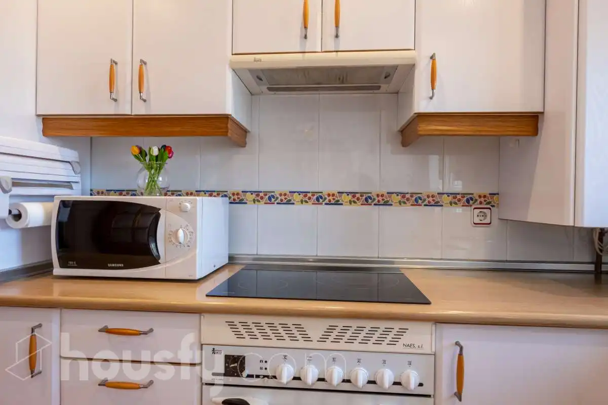Kitchen of Flat for rent in Madrid  with Air Conditioner, Heating and Furnished