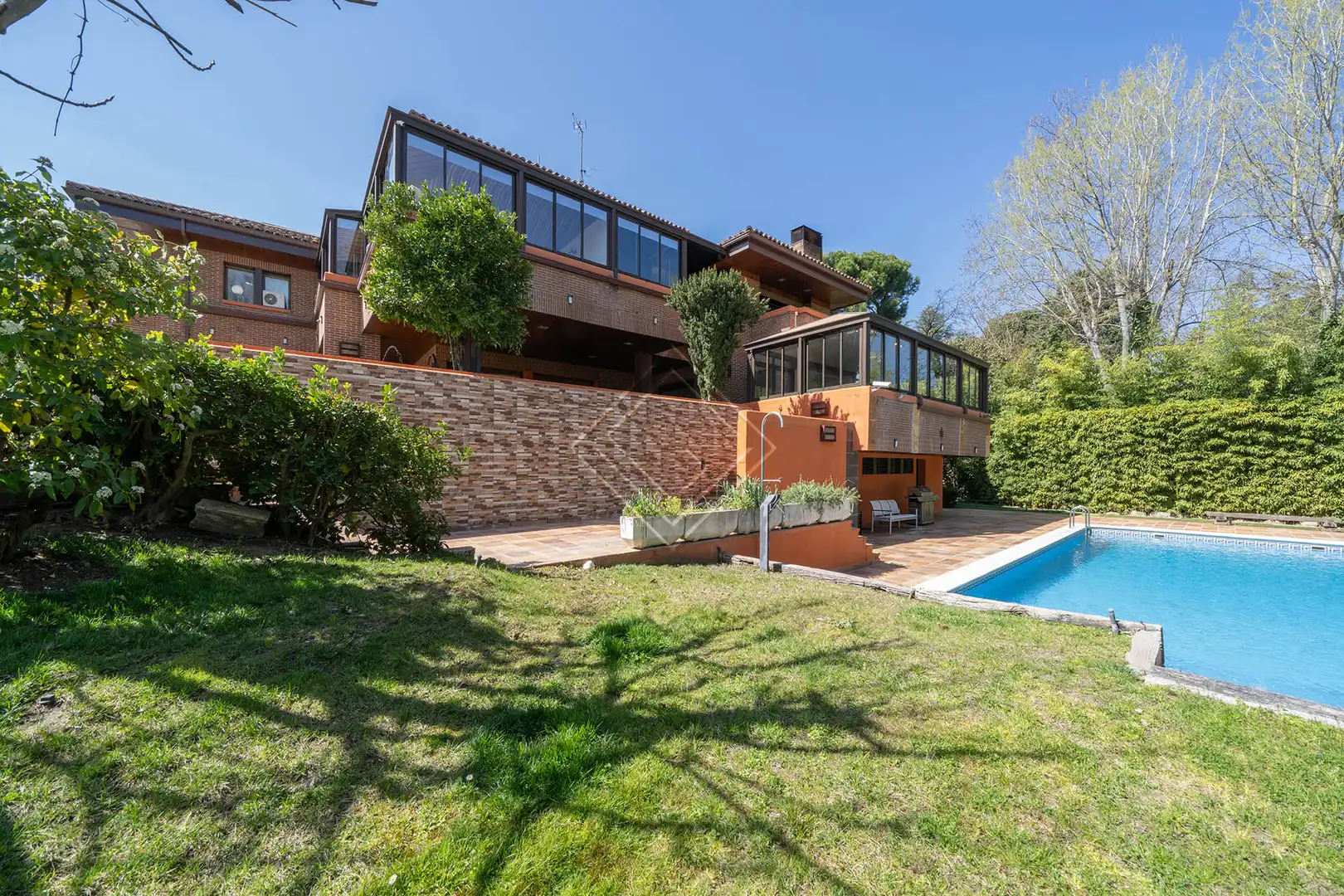 Jardín de Casa o chalet en venta en Madrid con Aire acondicionado, Calefacción y Jardín privado