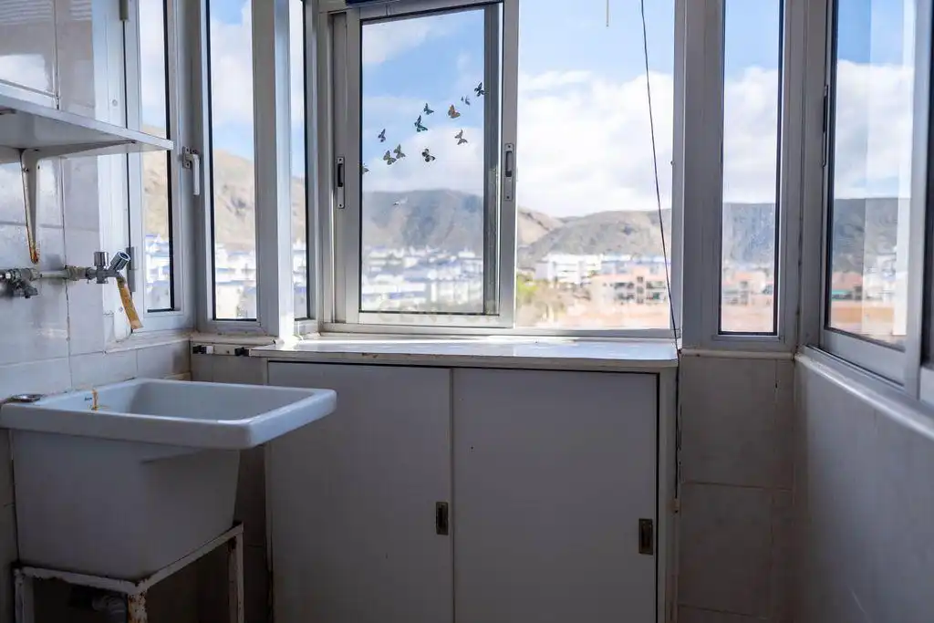 Baño de Piso en venta en Arona con Piscina comunitaria