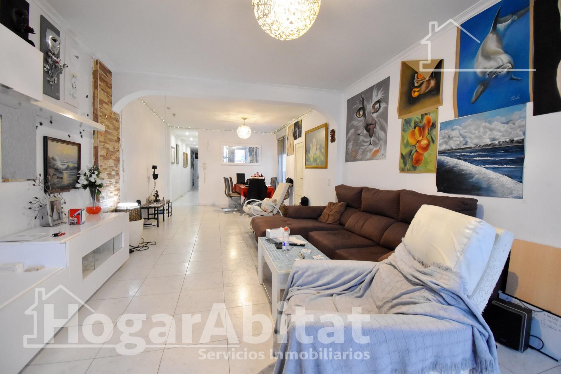 Living room of Flat for sale in Gandia  with Air Conditioner, Terrace and Furnished