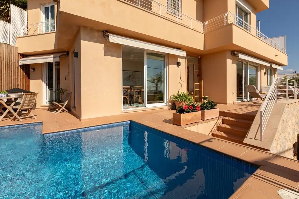 Piscina de Casa adosada en venda en  Palma de Mallorca amb Aire condicionat, Jardí privat i Terrassa