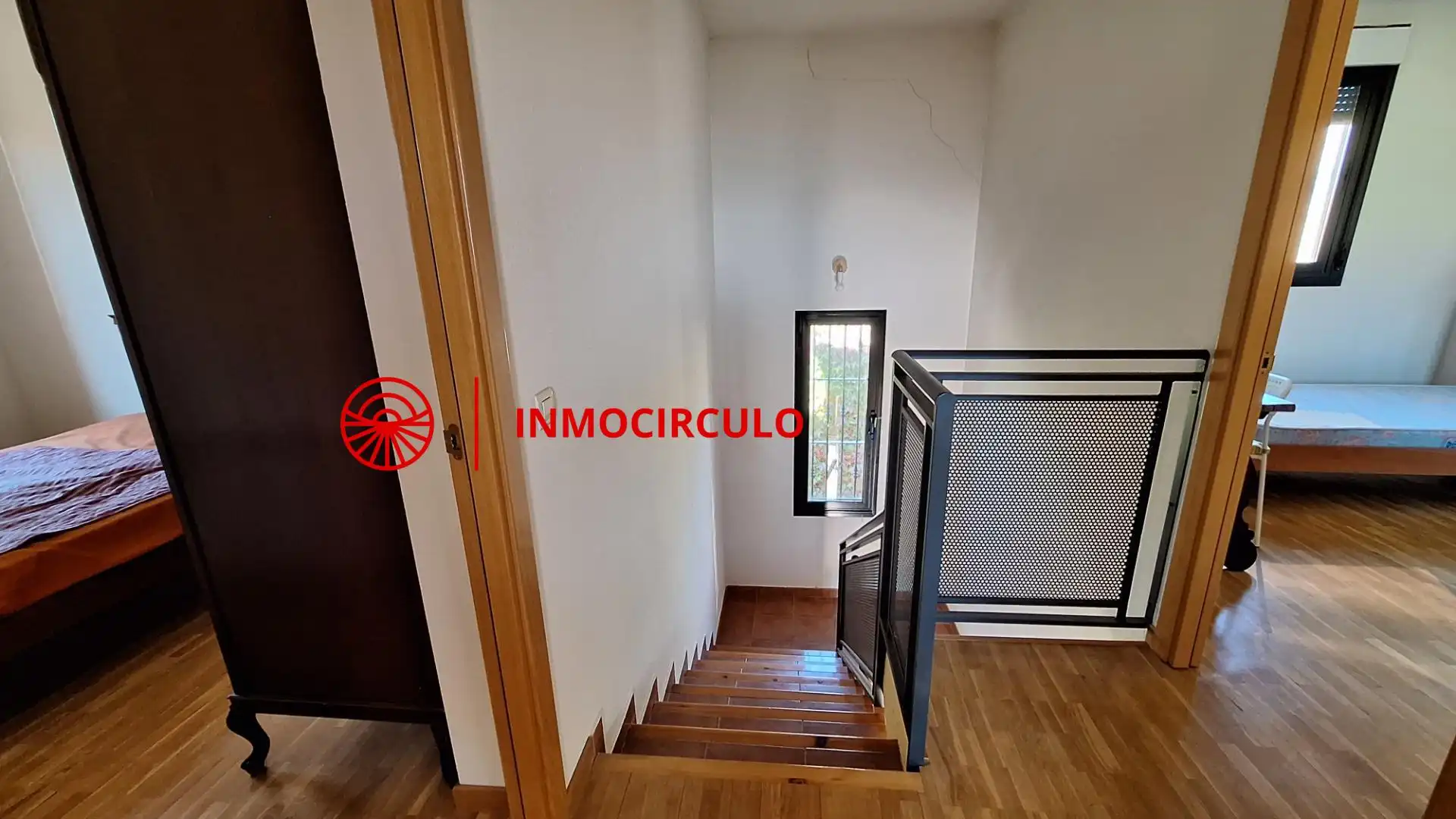 Casa adosada en venta en Cogollos con Calefacción y Jardín privado
