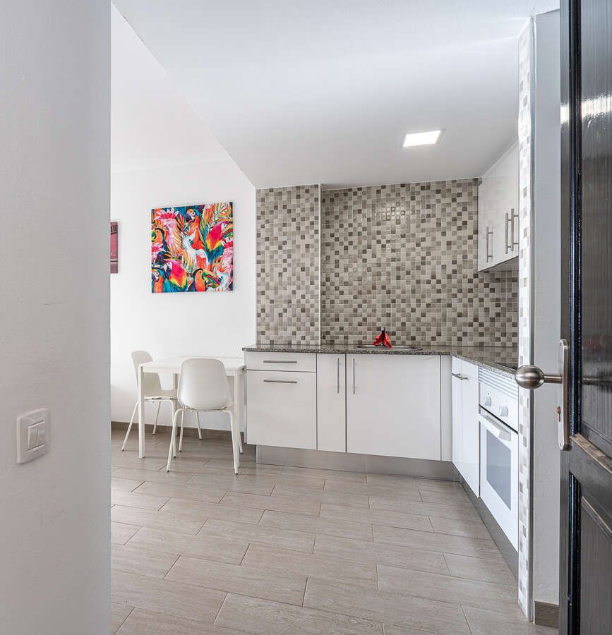 Cuina de Apartament en venda en Teguise amb Terrassa, Moblat i Piscina comunitària
