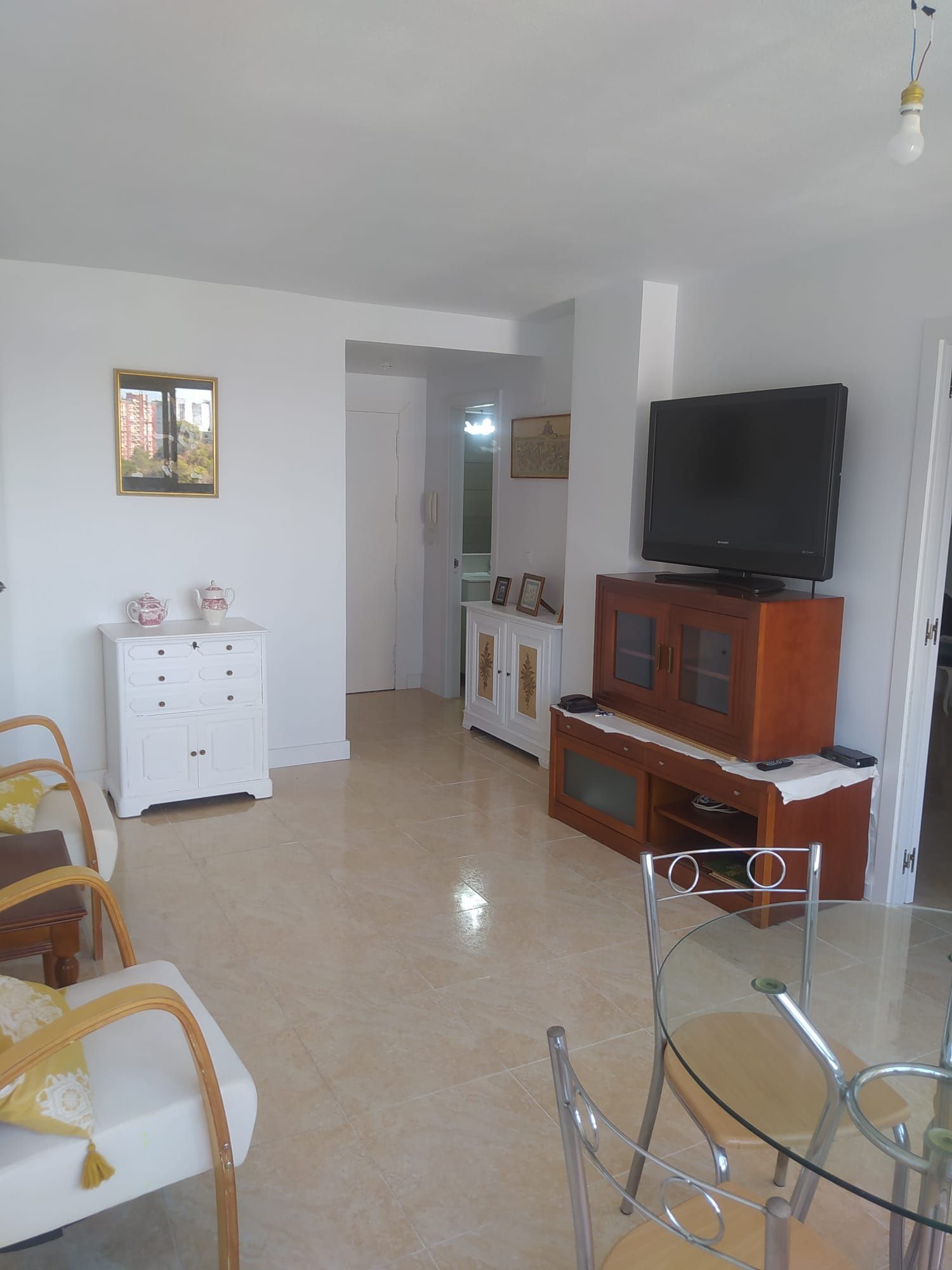 Living room of Flat for sale in Benidorm  with Swimming Pool, Furnished and Community pool