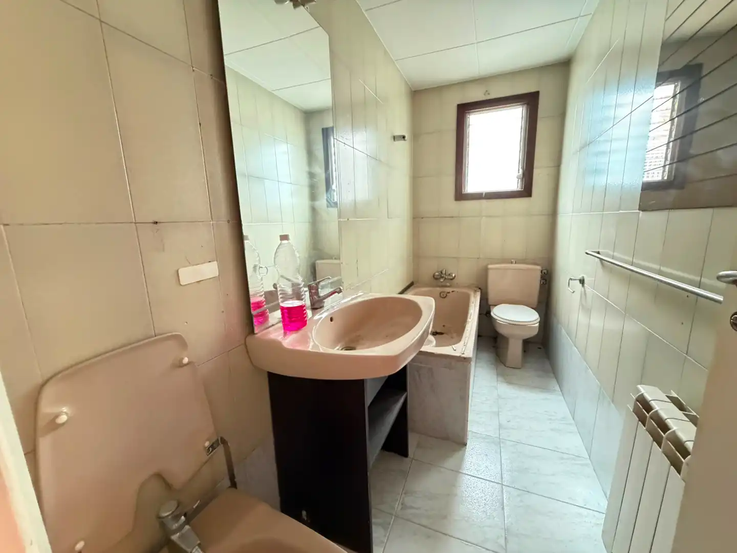 Baño de Piso en venta en Lleida con Calefacción y Balcón