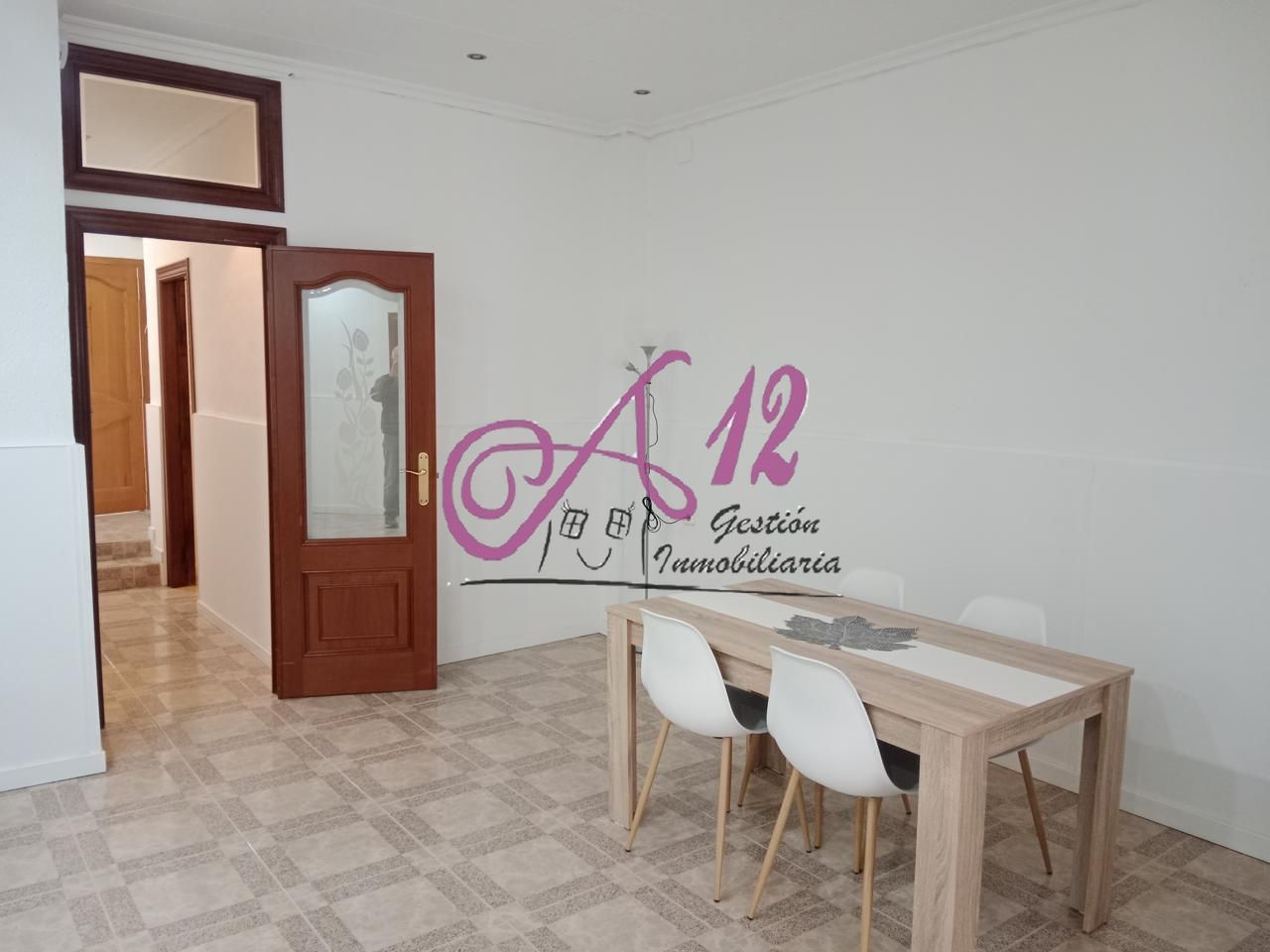 Dormitori de Casa o xalet de lloguer en  Valencia Capital amb Terrassa i Moblat