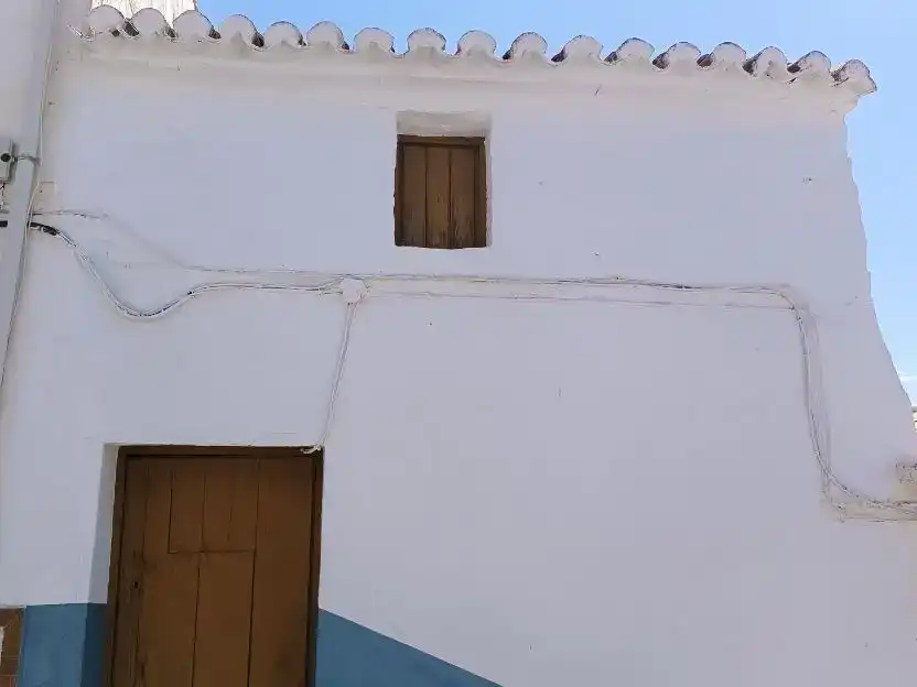 Vista exterior de Casa adosada en venda en Alozaina