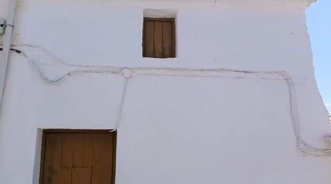 Foto 2 de Casa adosada en venda a Calle Fuentes, 1, Alozaina, Málaga