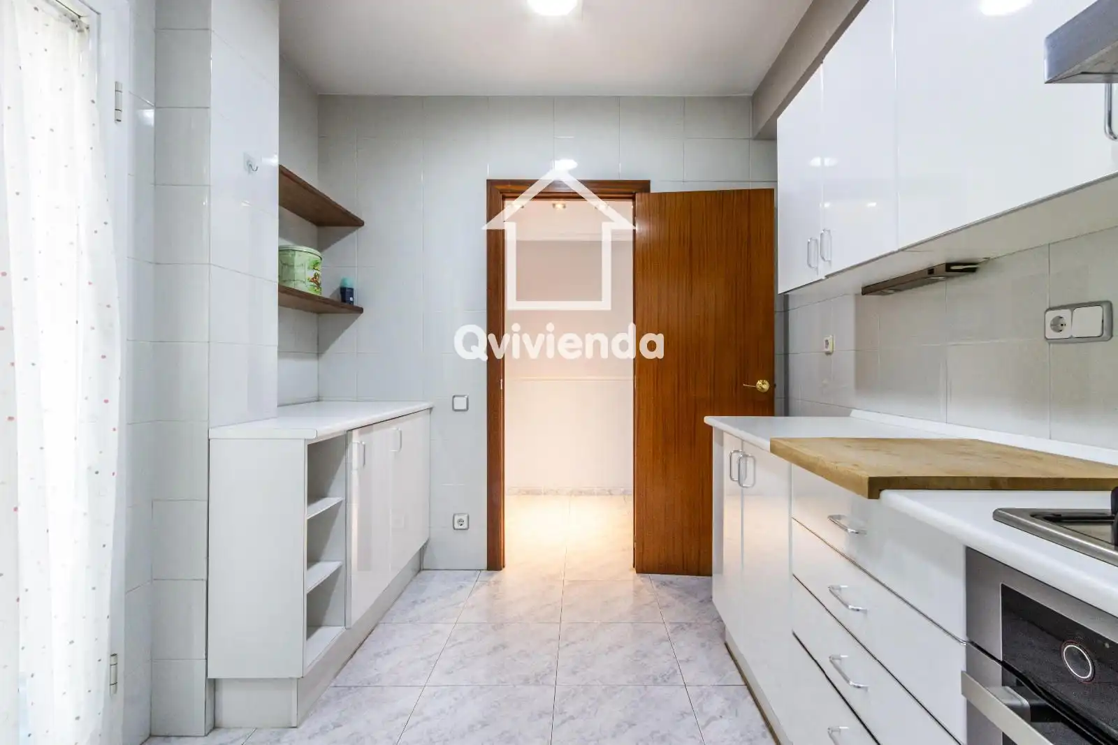 Cuina de Pis en venda en Parets del Vallès amb Aire condicionat i Terrassa