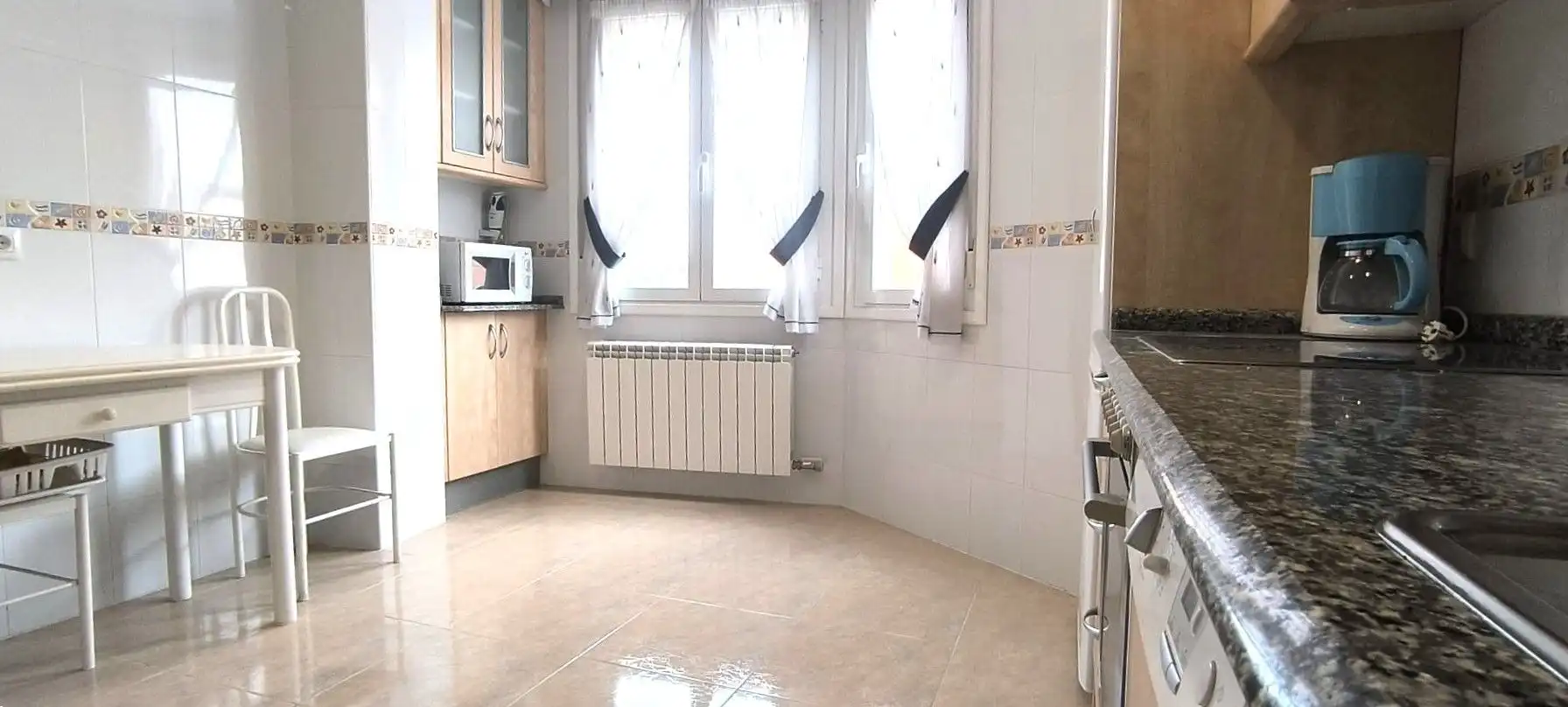 Cocina de Piso en venta en Entrena con Calefacción, Terraza y Trastero