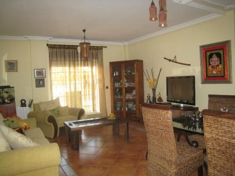 Sala d'estar de Casa o xalet en venda en Alicante / Alacant amb Calefacció, Terrassa i Traster