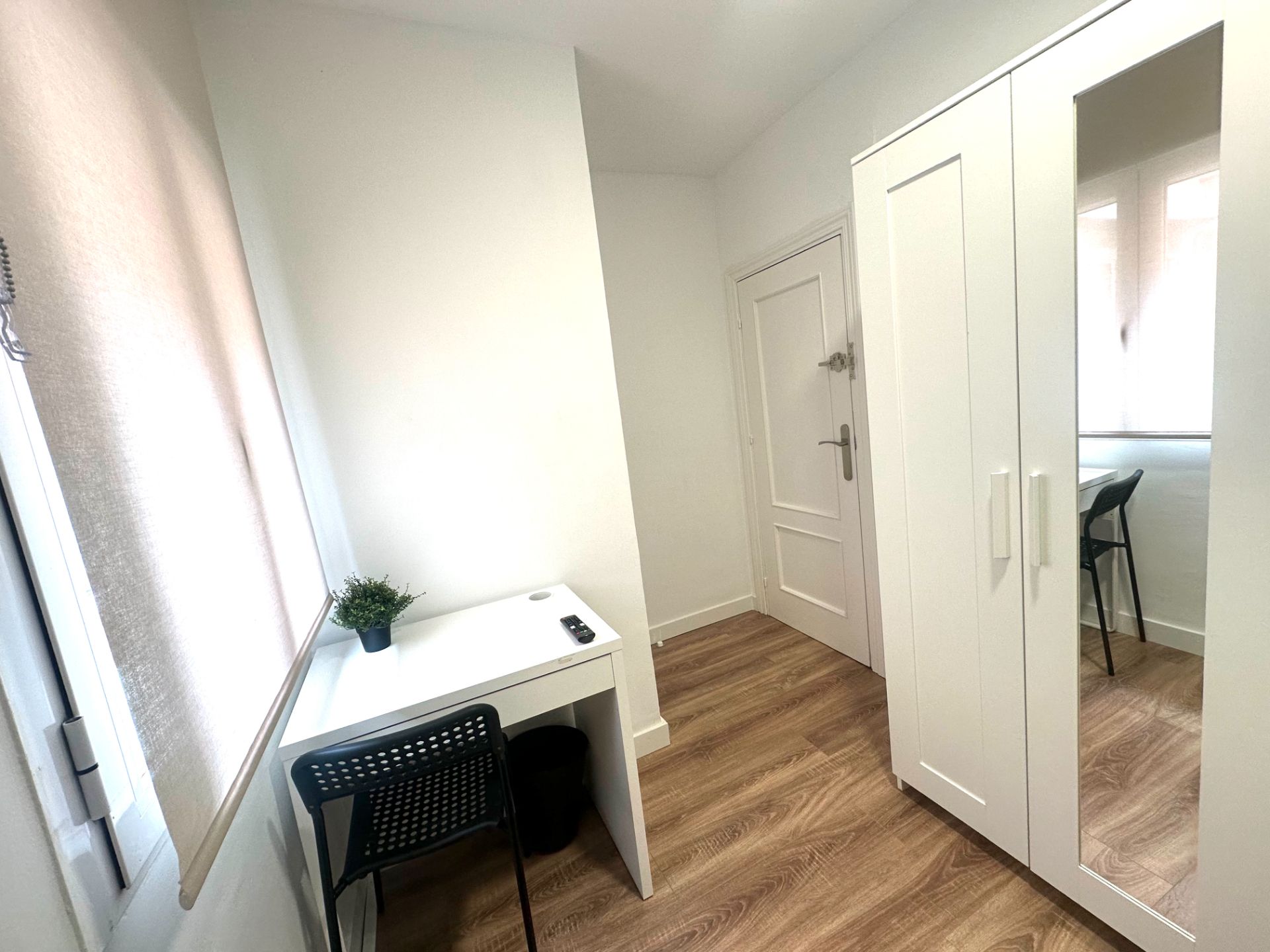 Dormitori de Pis de lloguer en Leganés amb Calefacció, Moblat i Forn