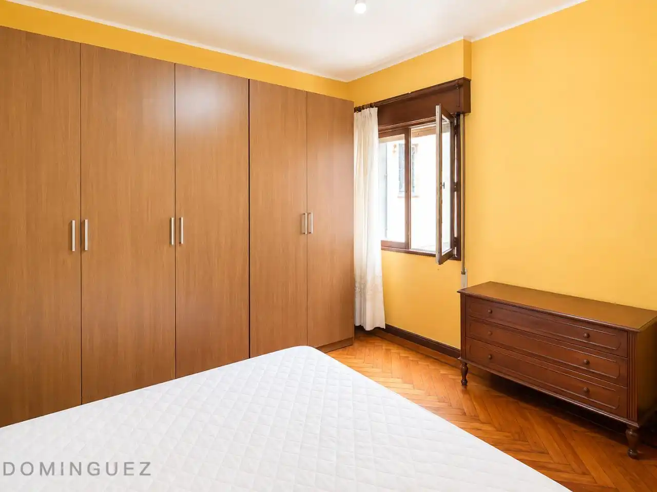 Habitación de Piso en venta en Vigo  con Calefacción