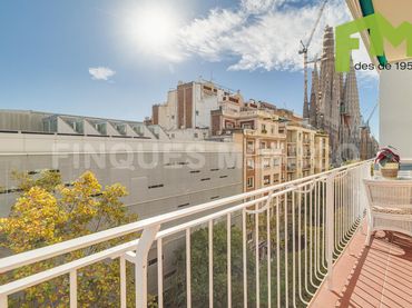 Wohnung mit Aufzug zum Verkauf in Carrer de Provença