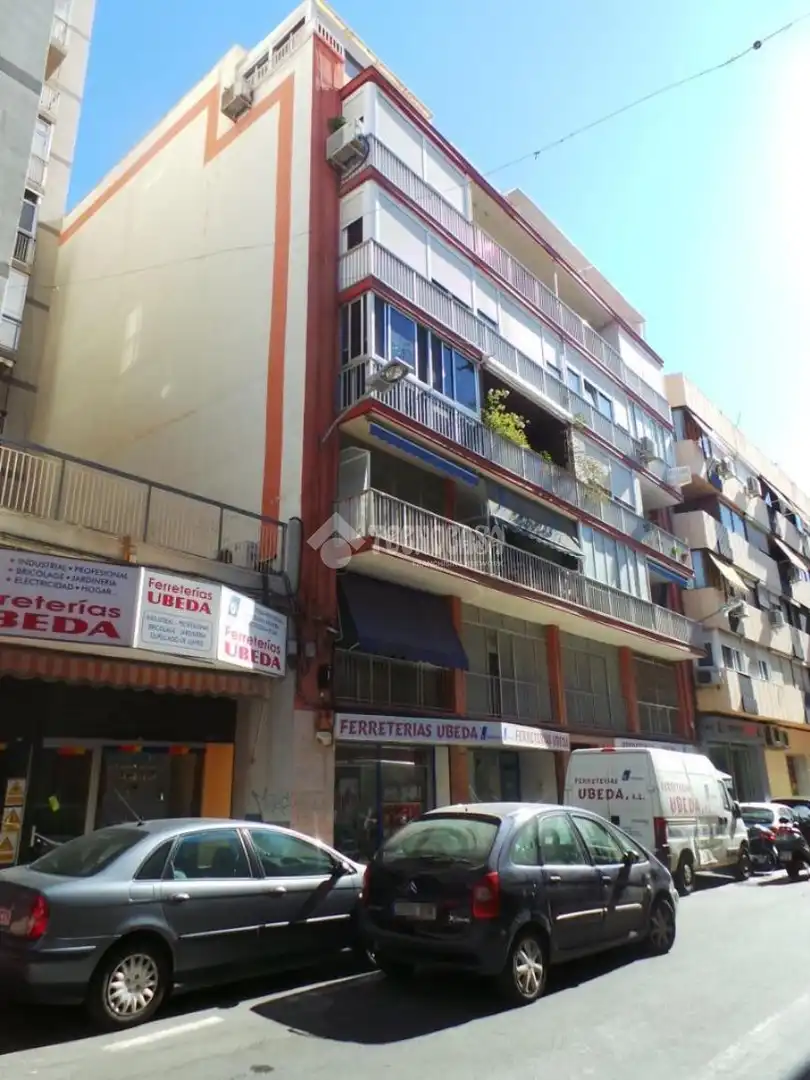 Pis en venda en Alicante / Alacant amb Terrassa i Balcó