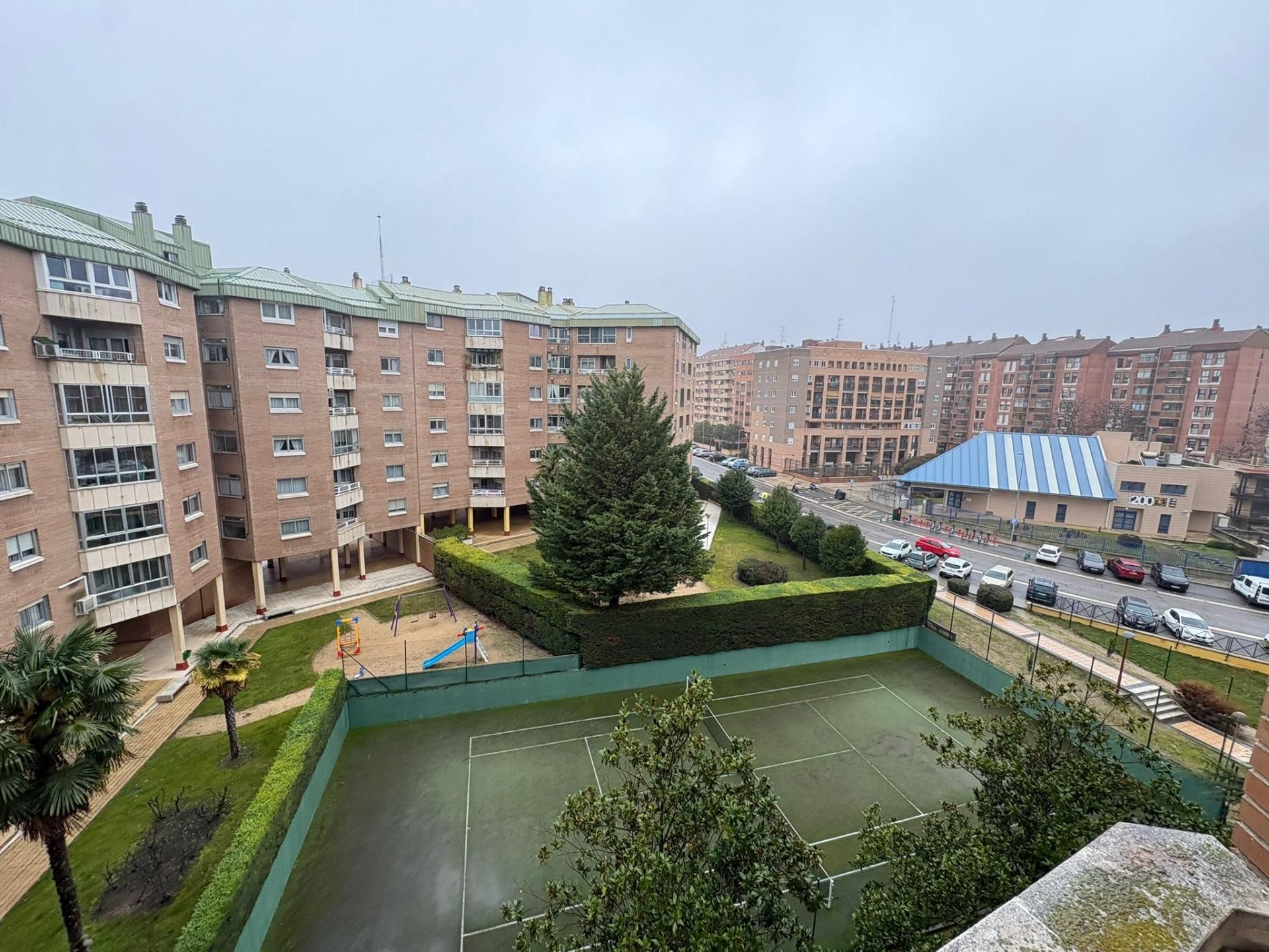 Parking of Apartment to rent in Valladolid Capital  with Heating, Parquet flooring and Storage room