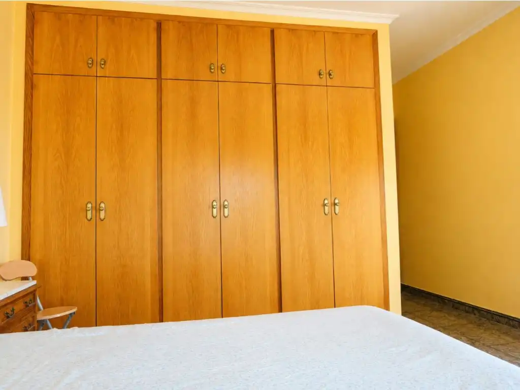 Bedroom of Houses for sale in Pineda de Mar