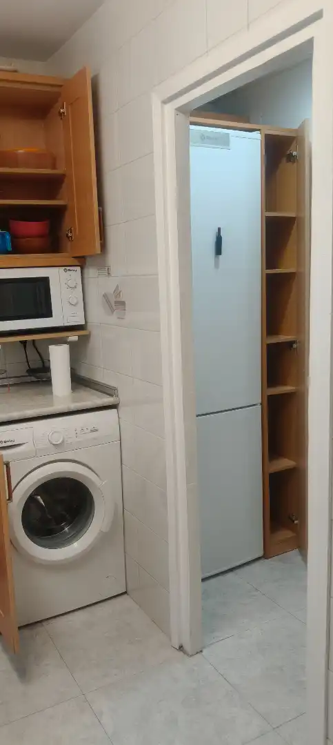 Cocina de Piso de alquiler en Zaragoza con Calefacción, Amueblado y Horno