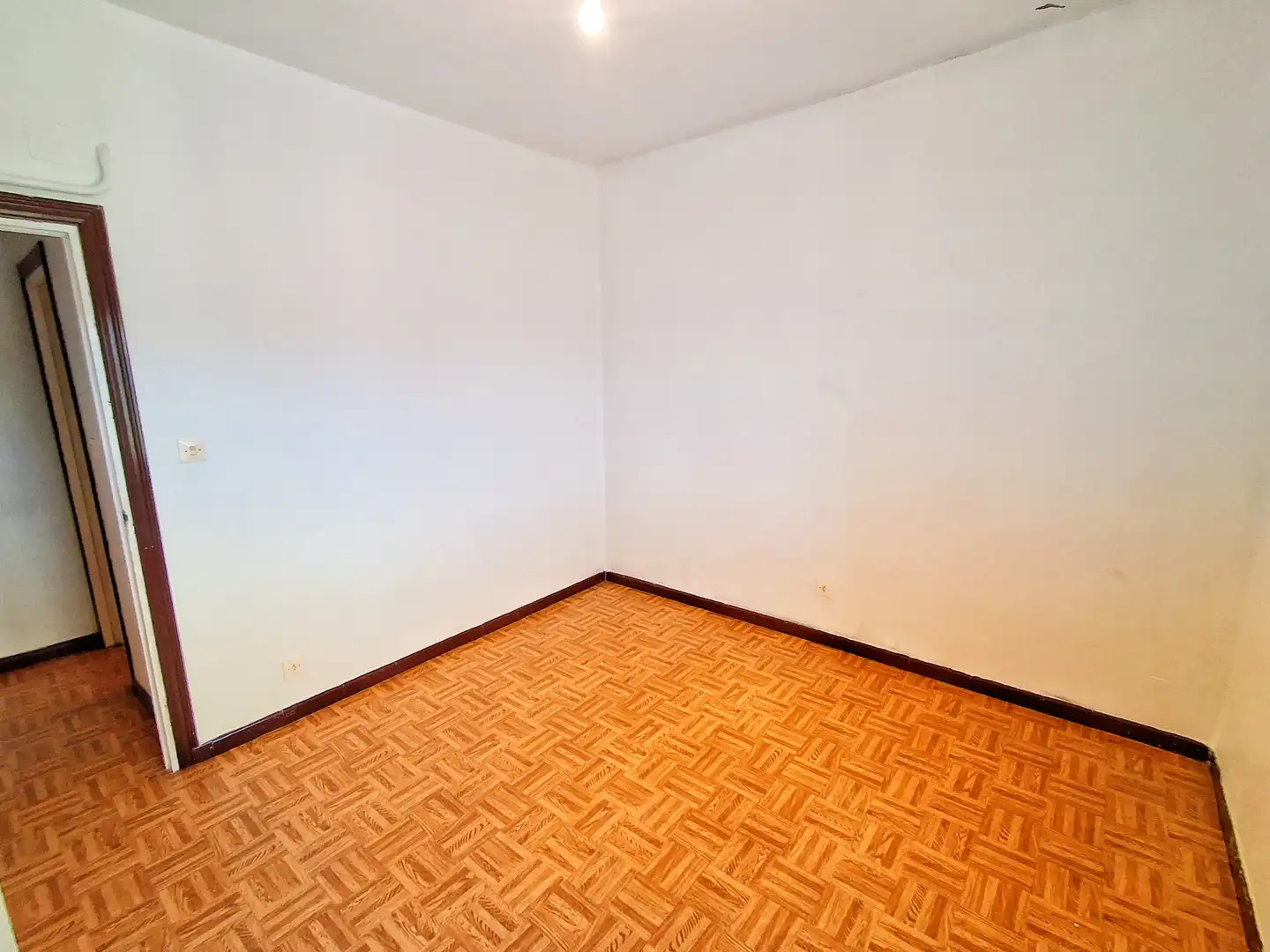 Habitación de Piso en venta en Aranda de Duero con Calefacción, Trastero y Horno