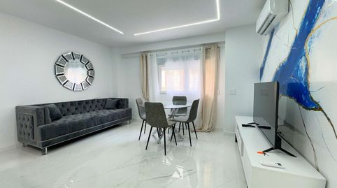 Foto 2 de Piso en venta en Cl Juan de Herrera, Mercado, Alicante / Alacant