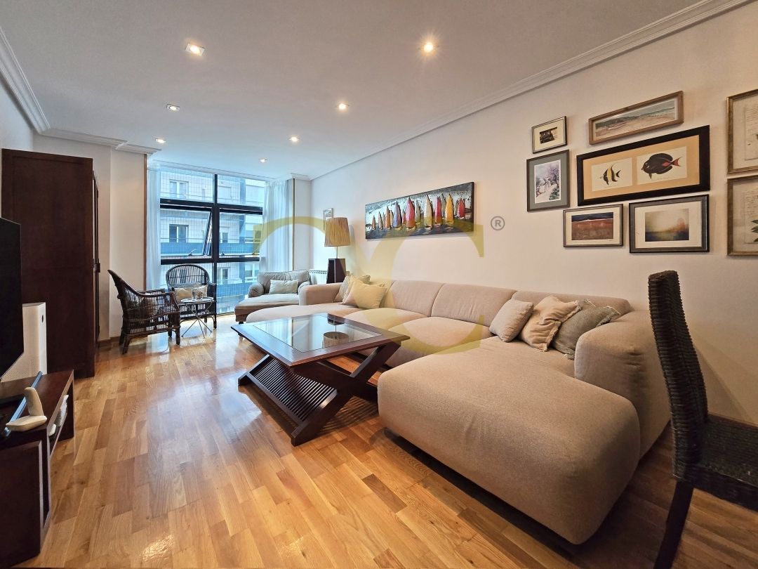 Sala de estar de Piso en venta en Gijón  con Calefacción y Balcón