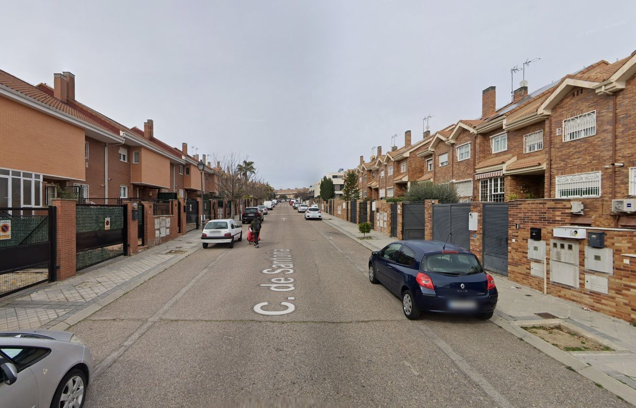 Exterior view of Duplex for sale in Arroyomolinos (Madrid)