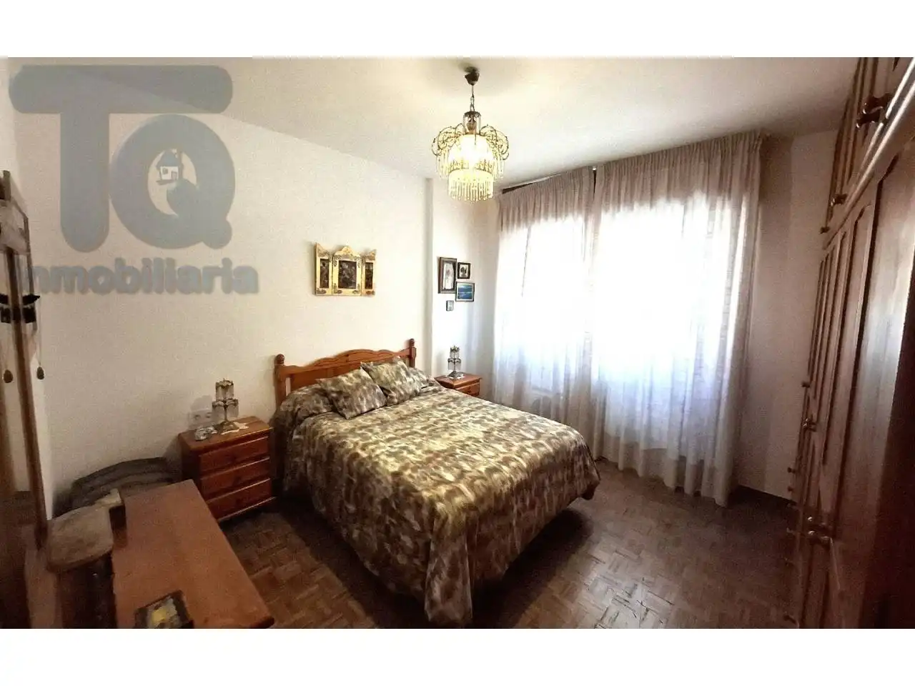 Bedroom of Flat for sale in Granada  with Heating and Alarm