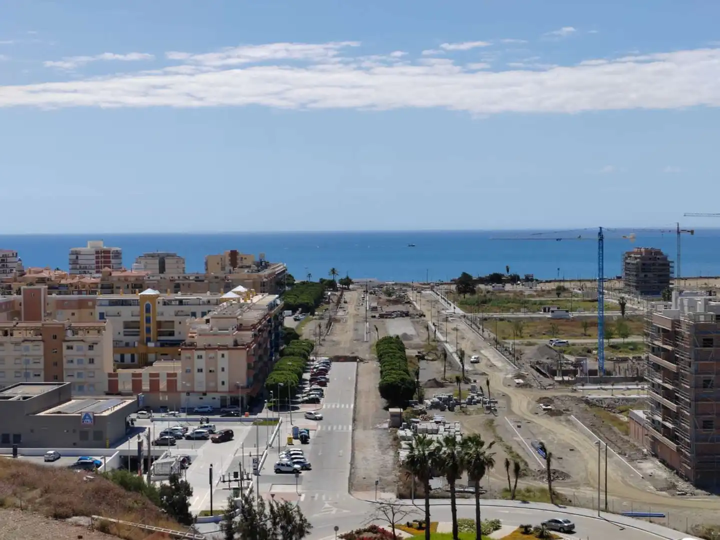 Vista exterior de Casa o chalet de alquiler en Vélez-Málaga con Aire acondicionado, Terraza y Piscina