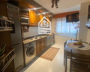 Kitchen of Flat for sale in Ourense Capital   with Heating