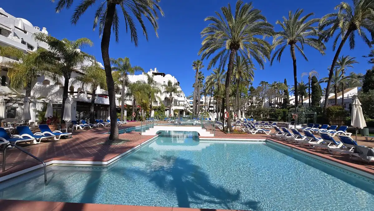 Flat for sale in Nueva Andalucía