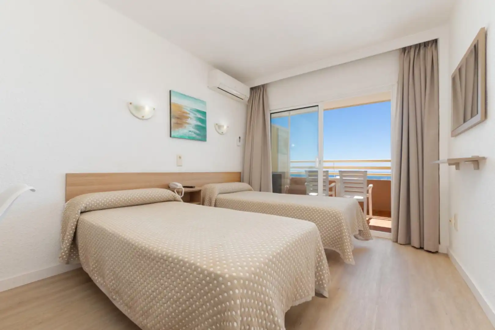 Bedroom of Study for sale in Fuengirola  with Air Conditioner, Heating and Terrace