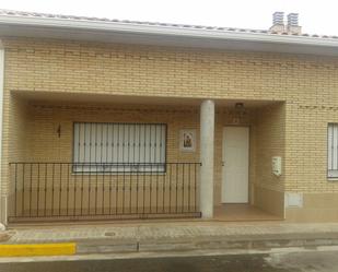 Vista exterior de Pis en venda en Lucena de Jalón