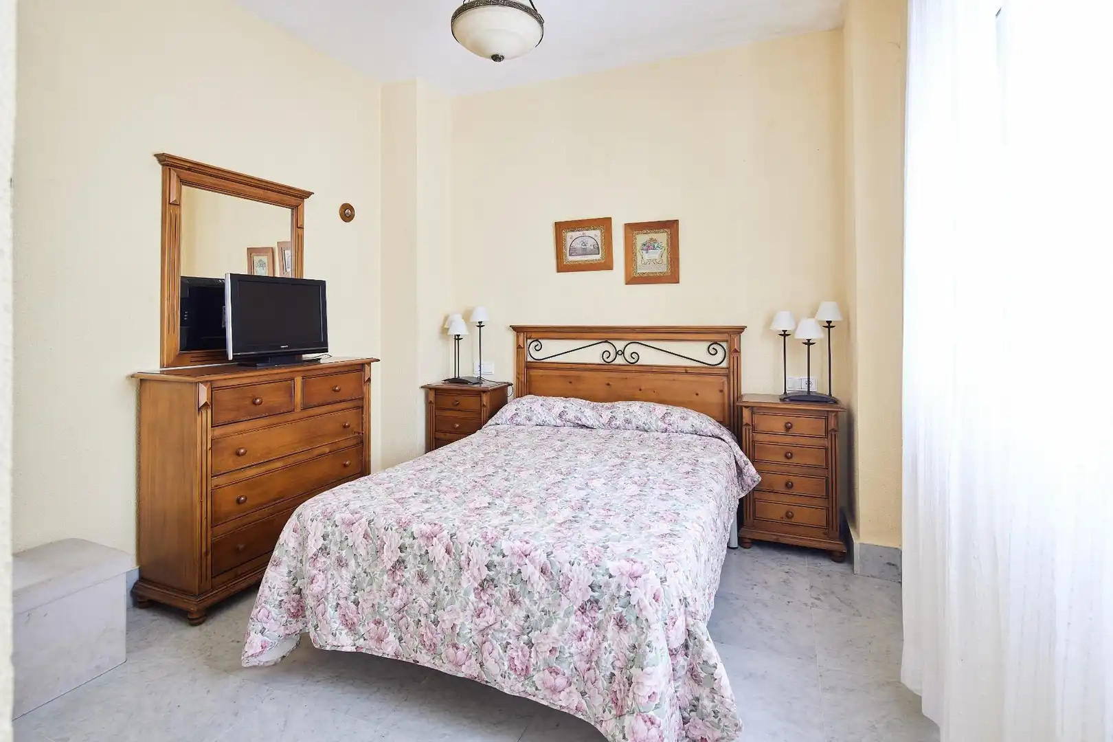 Habitación de Piso en venta en Cádiz con Aire acondicionado y Amueblado