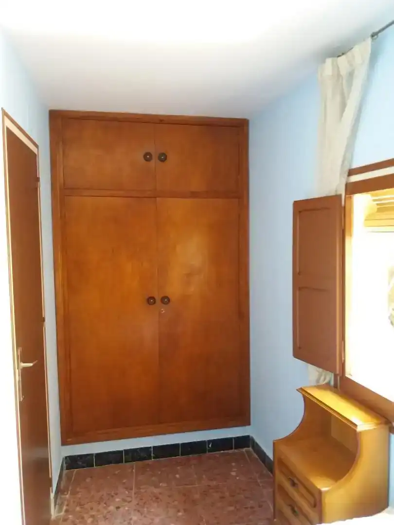 Schlafzimmer von Wohnung zum Verkauf in Biel mit Klimaanlage, Privatgarten und Abstellraum
