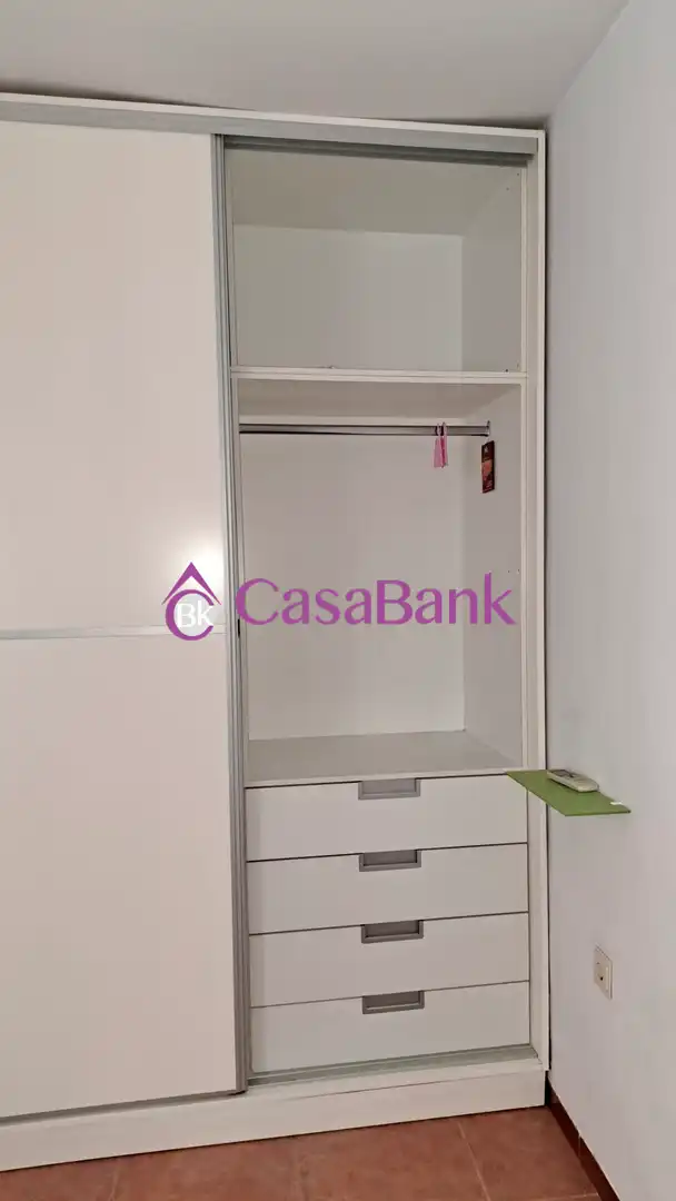 Pis en venda a Sta. Marina - San Andrés - San Pablo - San Lorenzo