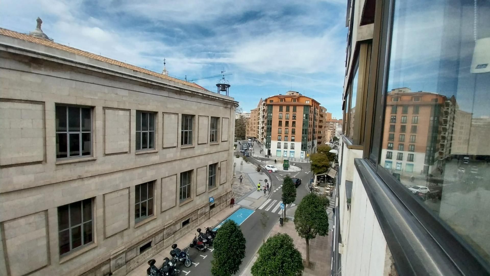 Außenansicht von Wohnung zum Verkauf in Valladolid Capital mit Heizung, Terrasse und Balkon