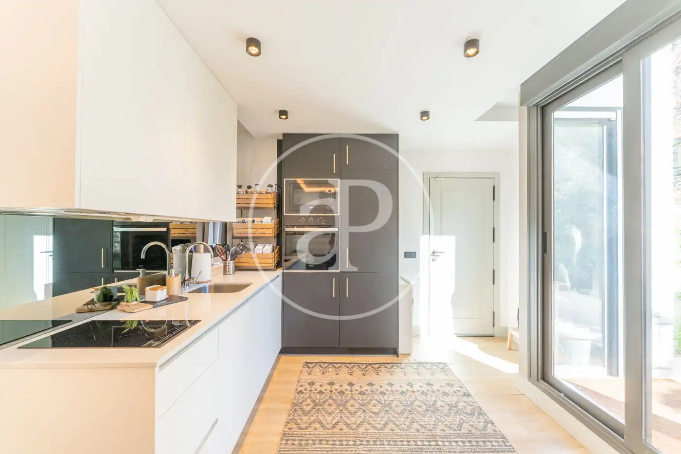 Flat with pool to rent in C. del Marqués de Pico Velasco, imagen 6