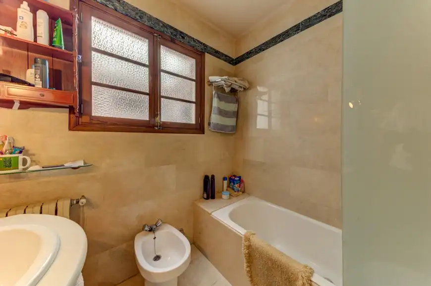 Baño de Casa adosada en venta en Pollença con Aire acondicionado, Calefacción y Jardín privado