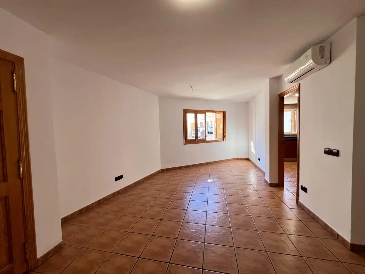 Sala d'estar de Casa adosada en venda en  Palma de Mallorca amb Aire condicionat i Terrassa