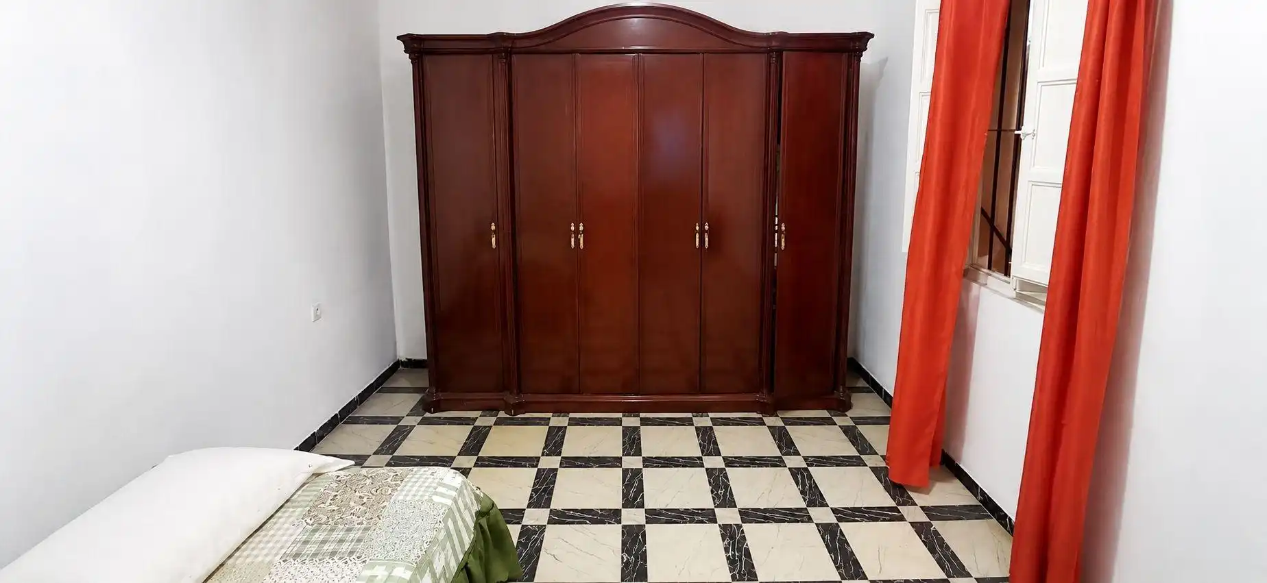 Bedroom of Flat for sale in Ubrique