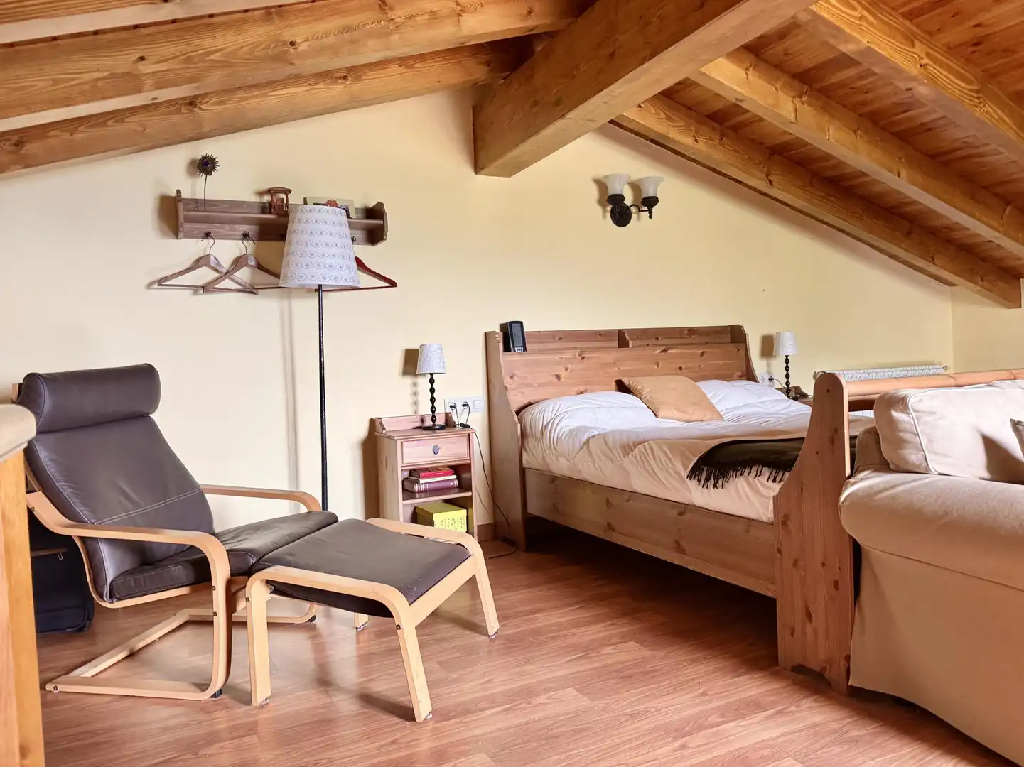 Habitación de Casa o chalet en venta en Castellar de n'Hug con Calefacción, Terraza y Amueblado