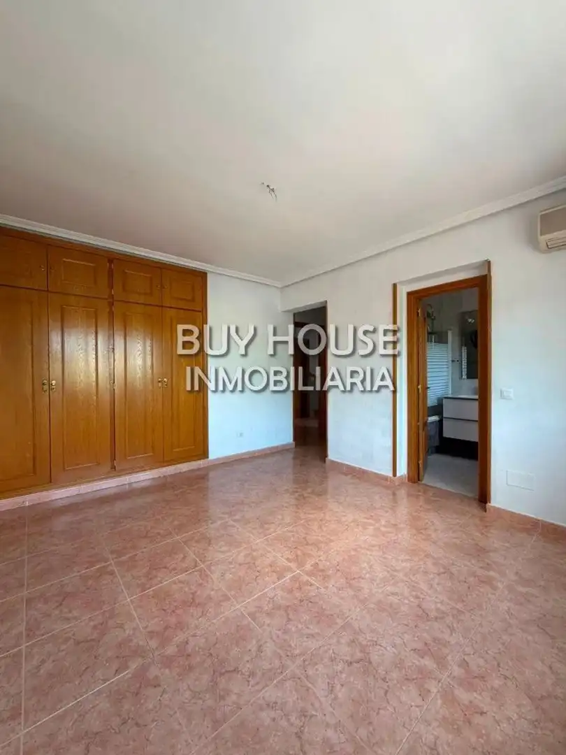 Villa con giardino in vendita a Estación - Cruz Roja, imagen 23