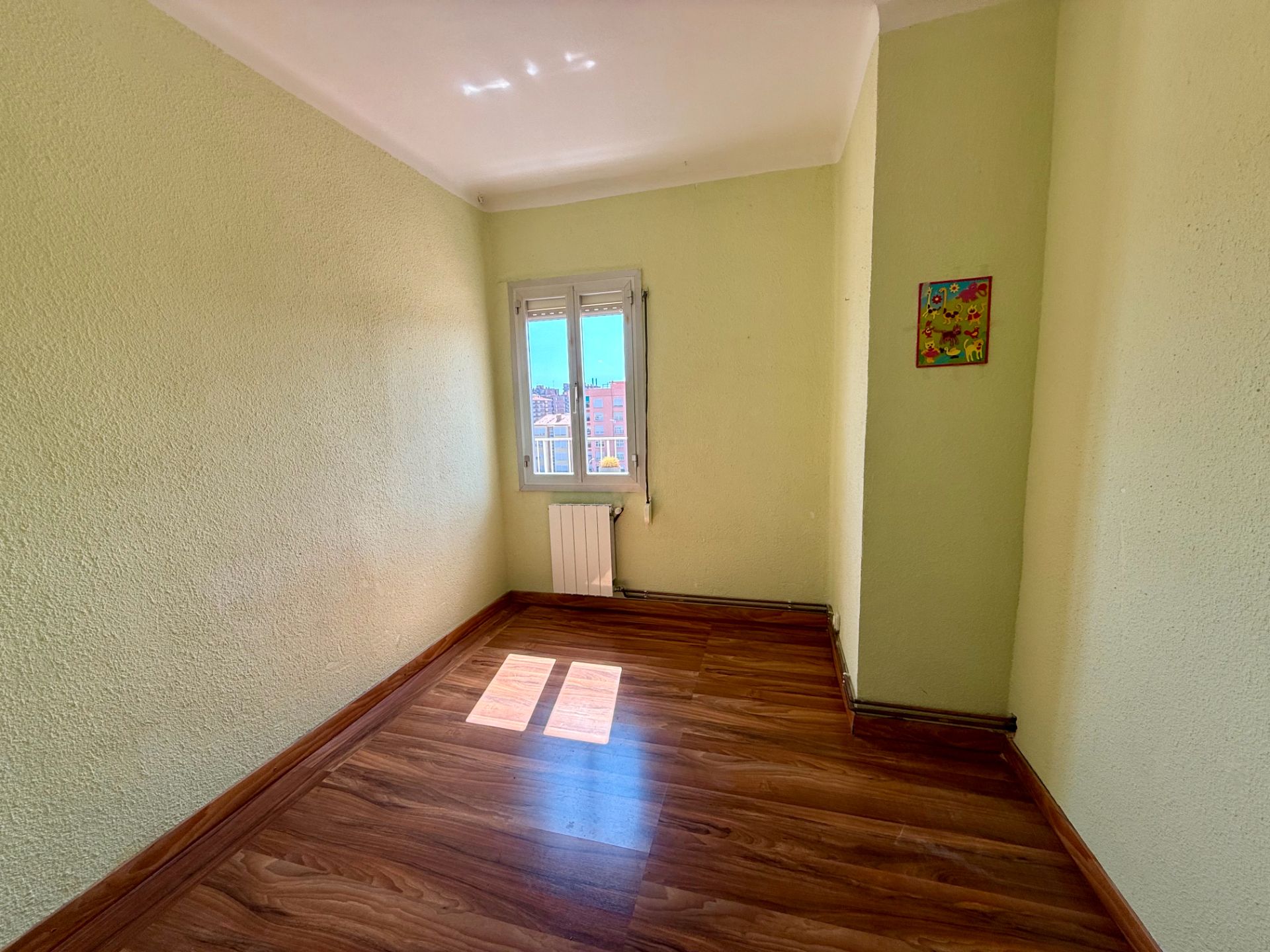 Habitación de Piso en venta en Sabadell con Aire acondicionado, Calefacción y Parquet