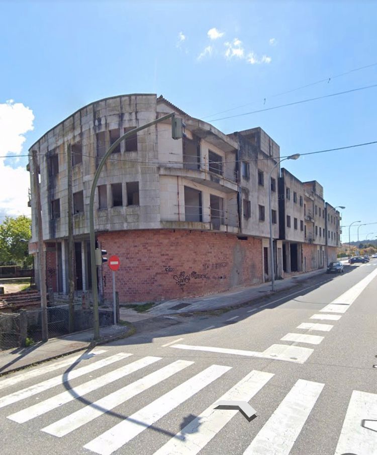 Vista exterior de Edifici en venda en Vega de Liébana