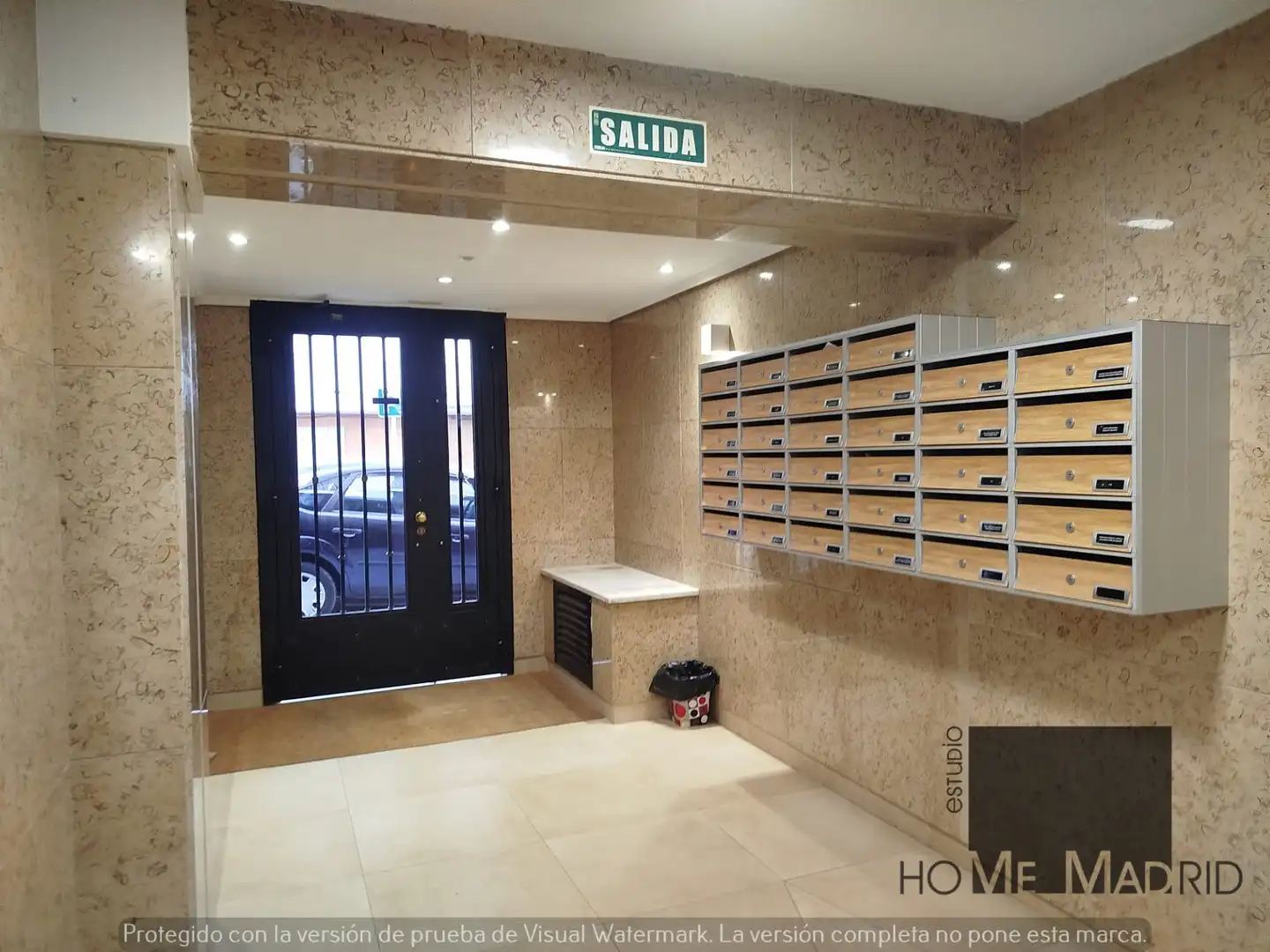 Flat for sale in Madrid  with Air Conditioner and Terrace