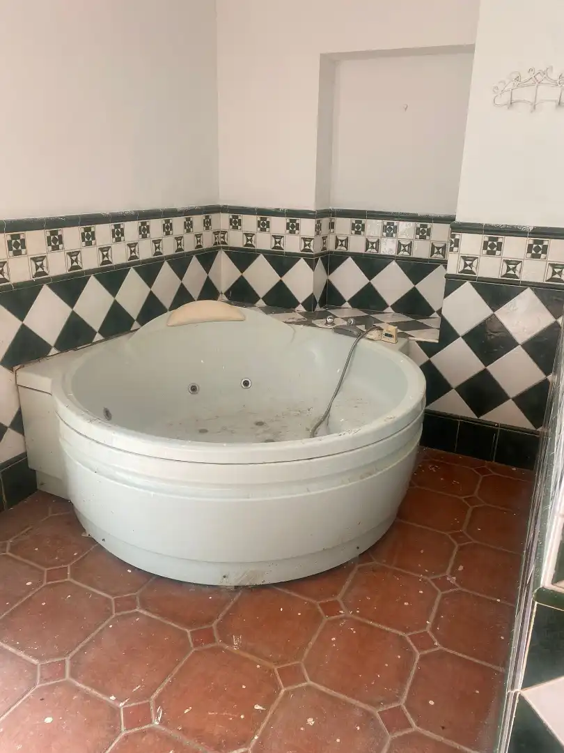 Baño de Casa o chalet en venta en Villanueva de la Cañada con Jardín privado, Terraza y Piscina