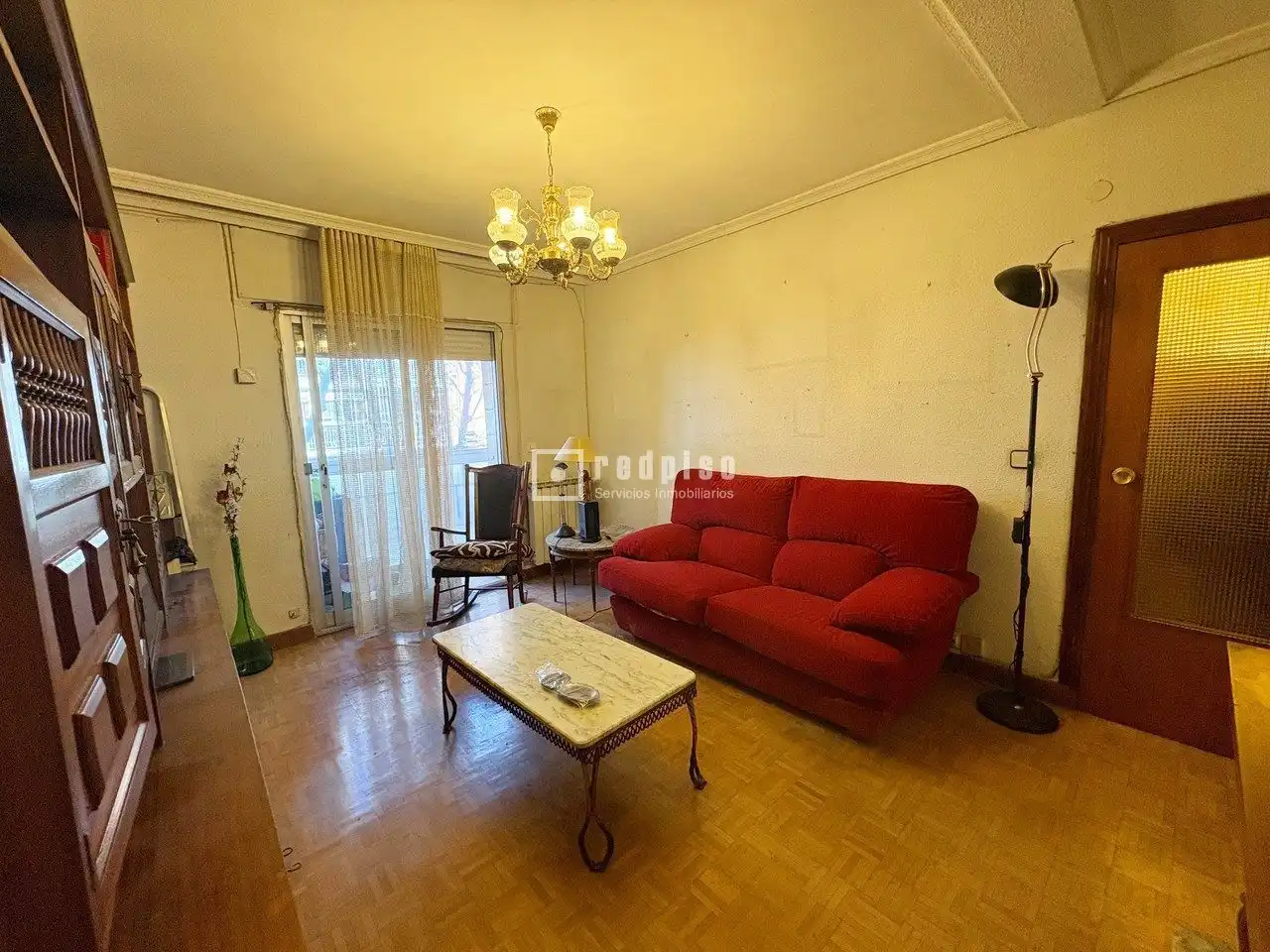 Sala d'estar de Pis en venda en Madrid amb Calefacció, Parquet i Terrassa