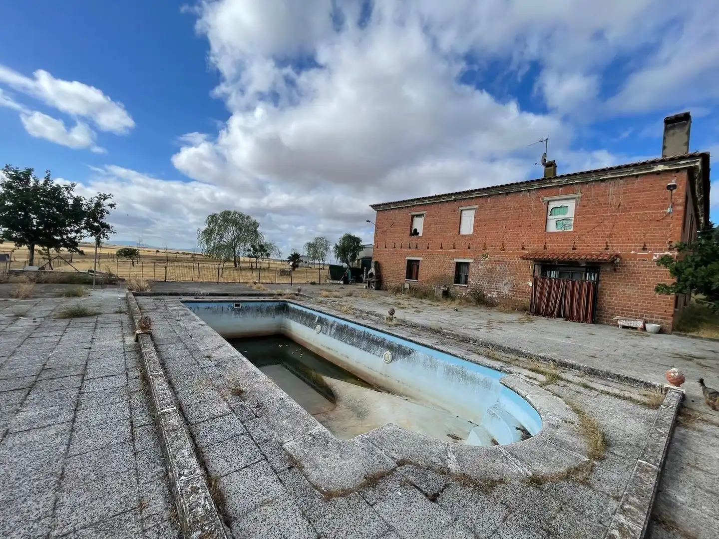 Casa amb piscina en venda a Sierra de Fuentes