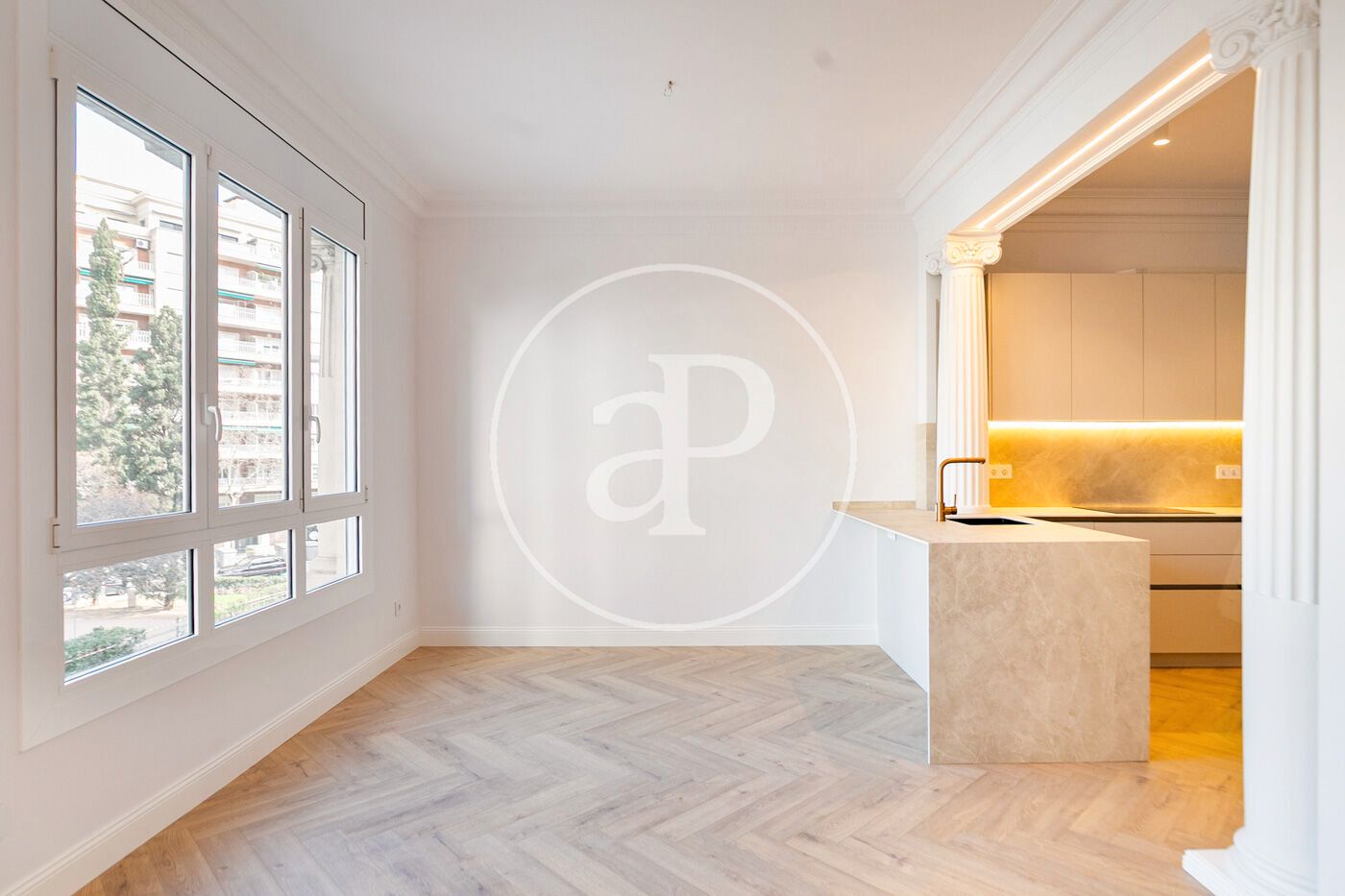 Vista exterior de Pis en venda en  Barcelona Capital amb Aire condicionat, Calefacció i Balcó