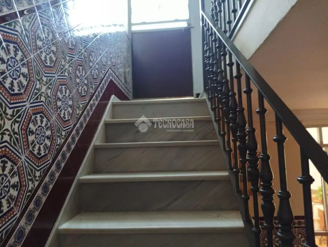 Detached homes for sale in Arahal  with Air Conditioner and Terrace